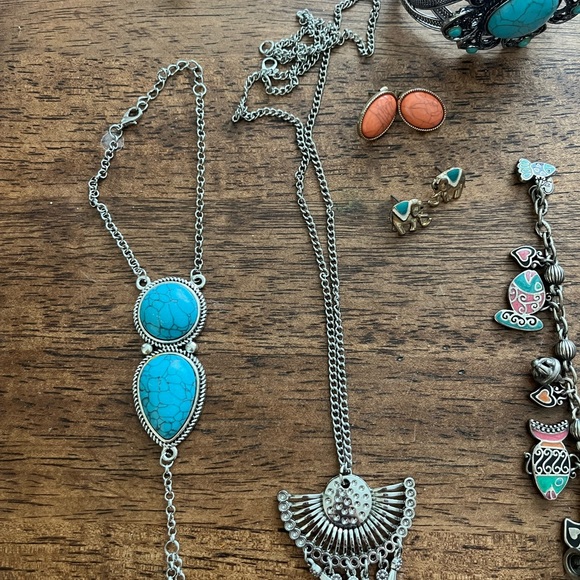 Boho Teal Turquoise Jewelry Lot - Picture 5 of 6